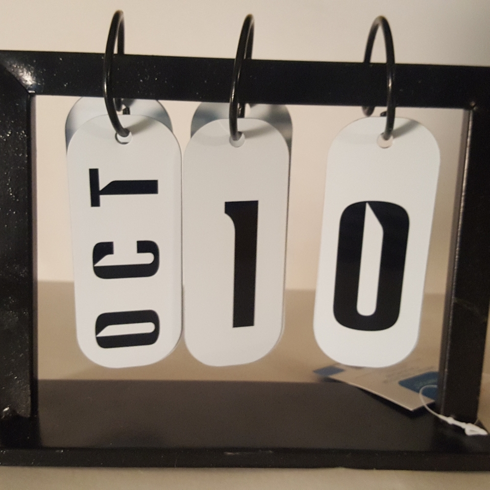 Small Desktop Calendar 2021 For Home